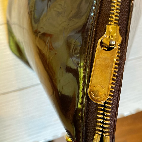 Louis Vuitton GM Bellevue Vernis Amarante Bag zippered tote handbag - Picture 7 of 13